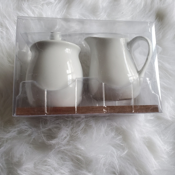 Better Homes And Gardens Porcelain Creamer Set NIP - Picture 4 of 7
